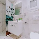 Kardias Luxury